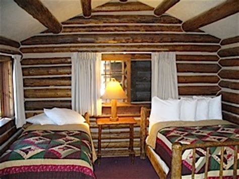 Signal mountain lodge is comprised of a series of cabins and cottages, many with excellent views of jackson lake and the beautiful teton mountain range. National Park Road Trip 2011: The Lodges of Grand Teton ...