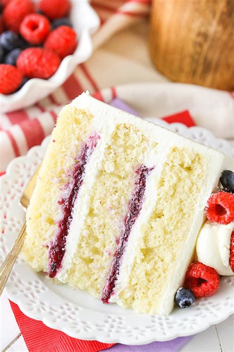 Streamlined cake filling menu 11 layer cake filling variations #1 stable cream cheese cake cupcakes with filling in the middle recipes. Berry Mascarpone Layer Cake - Life Love and Sugar