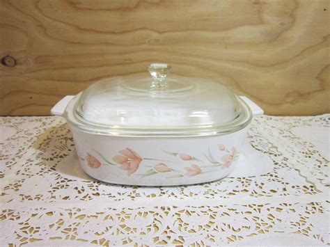 Vintage english pyrex bowl, woodland country autumn pattern, pyrex mixing amazon com: Vintage Corning Ware Peach Floral Pattern Covered ...