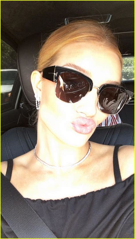 Photo Rosie Huntington Whiteley Shares Photos From Her 30th Birthday
