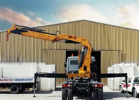 What Is The Difference Between Mobile Cranes Truck Crane Truck Mounted Crane Marine Crane