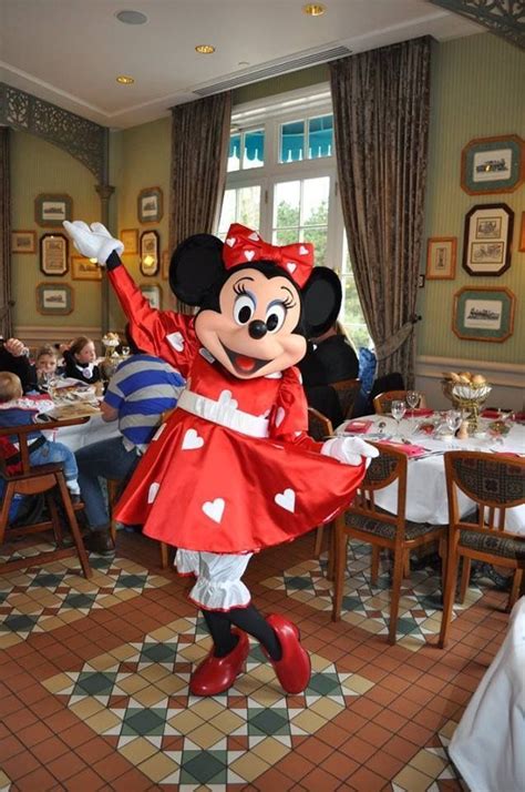 Sweetheart Minnie Mouse Disney Enchanted Disney Facts Mickey Mouse