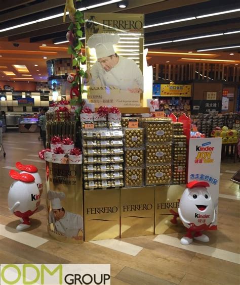 Easter Marketing Kinder Chocolate In Store Statue Display