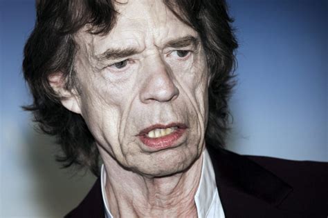 Mick jagger feat dave grohl — eazy sleazy (2021). Mick Jagger en 20 fotos: así ha cambiado el rockero que ...