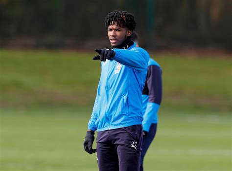 Ричардс омар / omar richards. Reading FC training pictures as squad gear up for crucial Ipswich clash - Berkshire Live