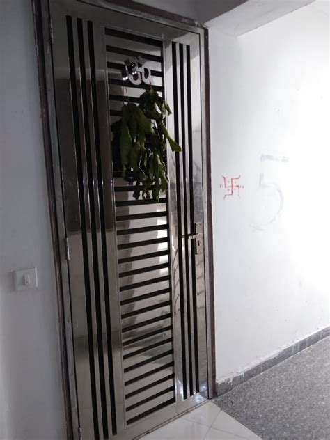 Our stainless railings systems include handicap railing, stainless railing for stairs, stainless steel handrails, stainless steel deck patios railings, stainless steel pool railings, design stainless steel. Top Best Stainless Steel Door Manufacturers & Design in Ghaziabad | Badri Architecture