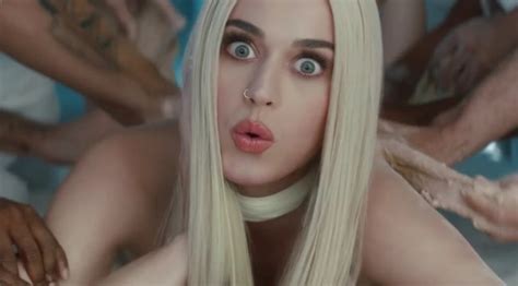 Katy Perrys Bon Appétit Video Turns Her Into A Piece Of Meat