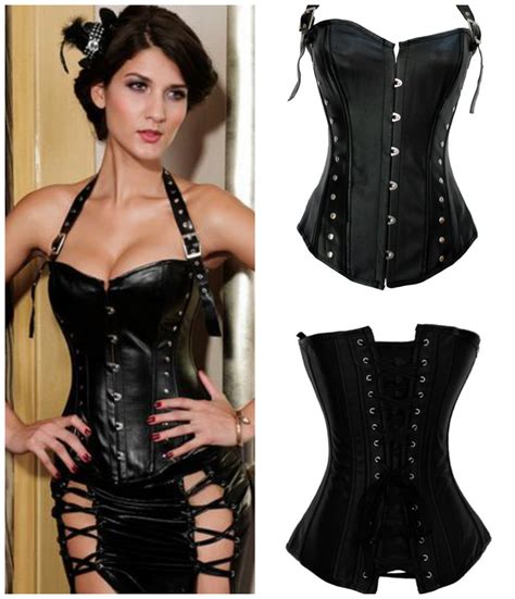 4 Steps On How To Wear A Corset And Look Amazing