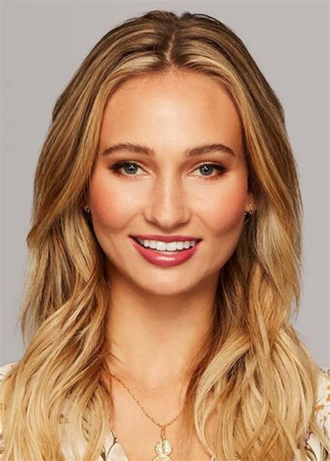 This Bachelor Contestant Is Using A Fake Australian Accent To Stand Out Extraie