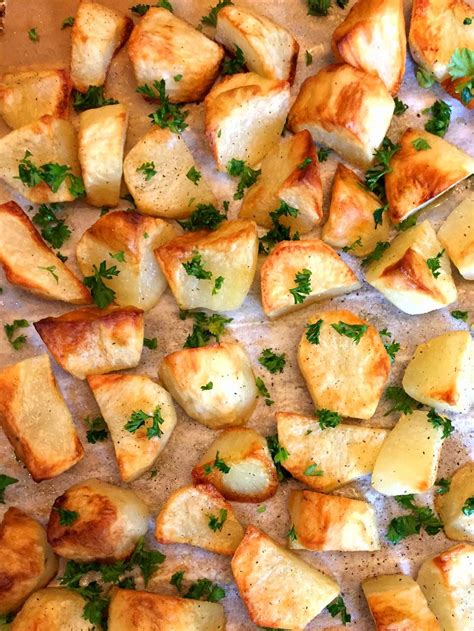 Easy Oven Roasted Potatoes Recipe Oven Roasted Potatoes Baked Red