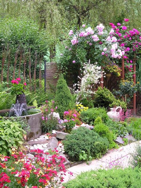 David beaulieu is a landscaping expert and plant photographer, with 20 years of experience. 55 Beautiful Flower Garden Design Ideas (21) - GARDENIDEAZ.COM