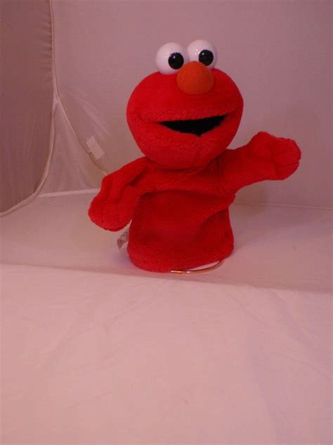 Sesame Street Elmo Hand Puppet Plush 9 2004 Fisher Price Animal Toy