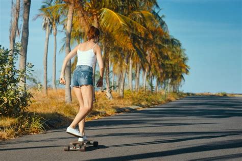 Ultimate Review Of The Best Longboards For Cruising In HobbyKraze