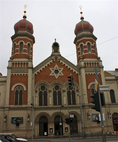 Ashlocks In Nußloch One Great Synagogue