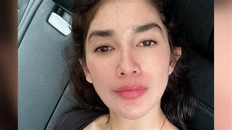 Pamer Foto Close Up Tanpa Makeup Alis Ussy Sulistiawaty Bikin Salah Fokus Netizen Youtube