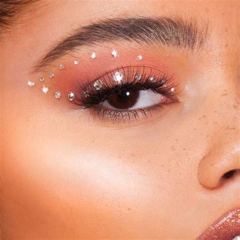 10 Cool Ideas To Add Rhinestones In Your Makeup Routine Society19