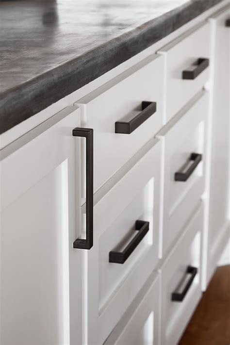 Contemporary Pulls For Kitchen Cabinets Gureque47