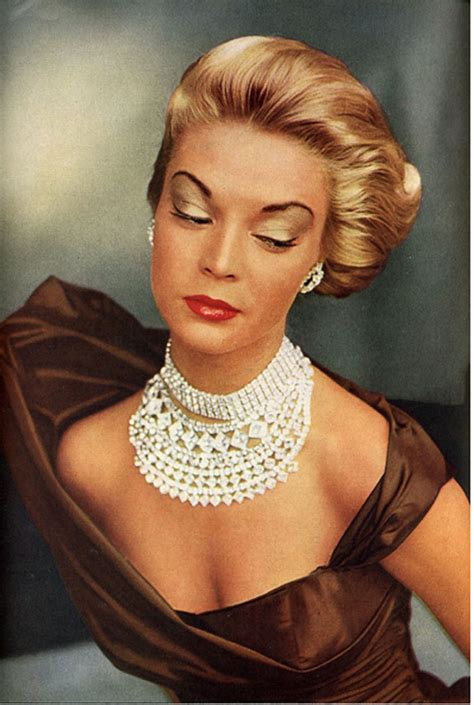 Jean Patchett Photo By John Rawlings Vogue Uk August 1951 Vogue Vintage Vintage Glamour