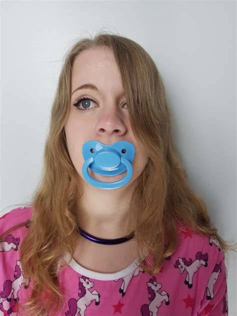boompa pacifier clip and blue pacifier