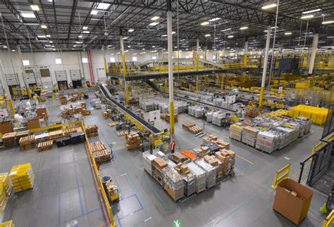 Amazon Reportedly Building Multistory Distribution Centers All Over The
