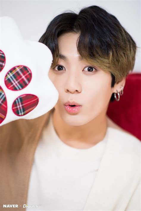 Detail December 25 2019 Bts Jungkook Christmas Photoshoot By Naver X