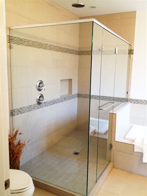 Awesome Modern Bathrooms With Glass Showers Ideas Awesome