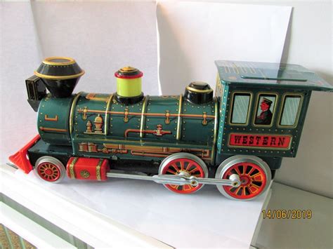 modern toys large tinplate train battery operated western special locomotive floor train