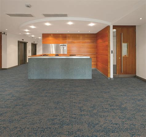 Christy Carpets Diminishing Grid Tile Commercial Carpet Tile