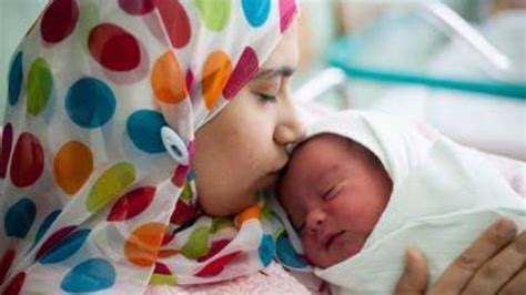 Begini Cara Merawat Bayi Baru Lahir Yang Wajib Anda Ketahui Telisikid
