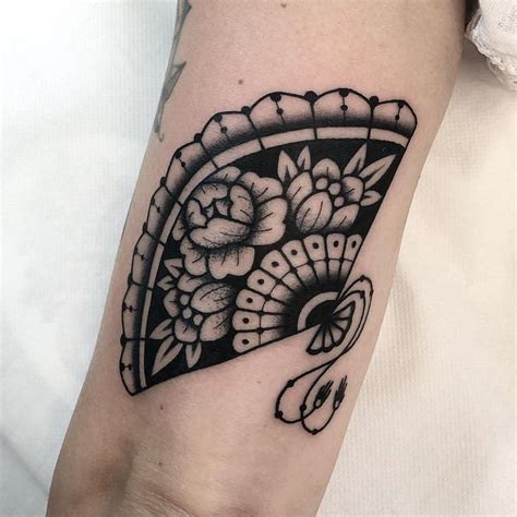 Ashley Gracie Tattoo Telegraph