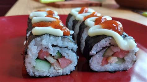 Cara buat kulit karipap frozen yang rangup bila digoreng. CARA BUAT SUSHI PAKAI NASI BIASA - YouTube