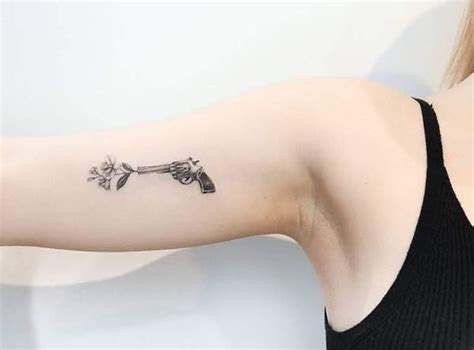 Tatuajes Pequeños Y Bonitos Para Mujeres Significado