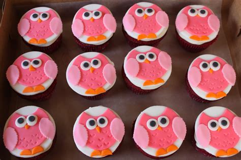 Shop cake toppers and supplies here Crave. Indulge. Satisfy.: Tutorial: How to make Fondant ...