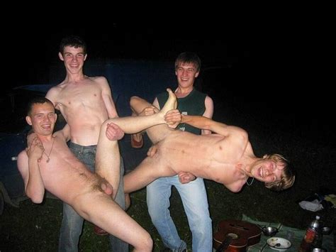 Naked Str8 Friends 30