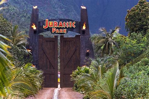 The Original ‘jurassic Park‘ Tops The Box Office Once Again