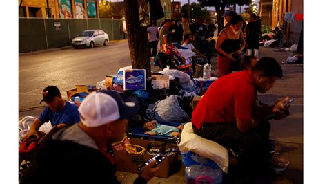 Photos Show Migrants Crowding El Paso Texas Streets