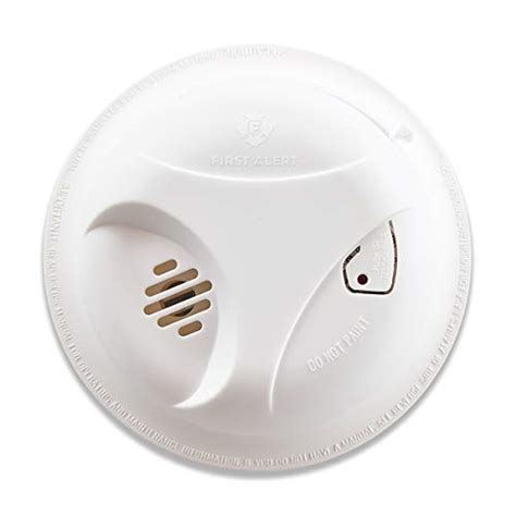 Smoke detectors are a necessary part of any home. Leeo Smart Alert Smoke/CO Remote Alarm Monitor for iOS and ...