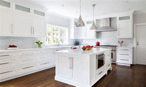 Another 63% install tile from their counter to upper kitchen cabinets or range hood. 13 Kitchen Hardware Trends for 2021 | The Flooring Girl