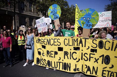 Climate Activists Step Up Protests In Britain And France The