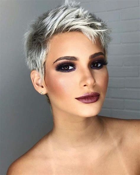 14 Best Short Haircuts 2023 Trending Right Now