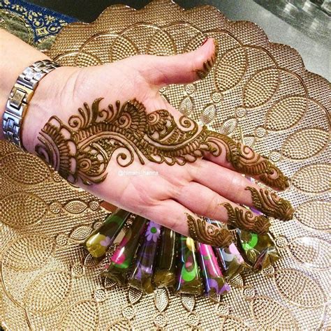 Tasmim Blog Palm Front Hand Simple Easy Mehndi Design