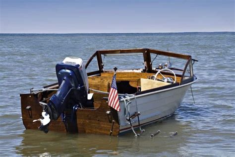 20 Different Types Of Fishing Boats Small Mid Sized And Large Options