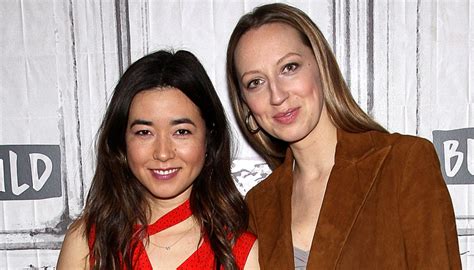 Maya Erskine And Anna Konkle Talk Co Creating ‘pen15 Backstage