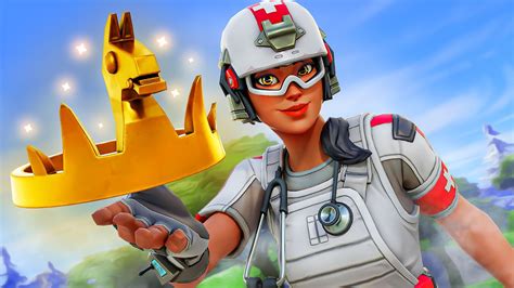 FORTNITE LIVE WINNING IN SOLOS GRINDING CROWN WINS YouTube