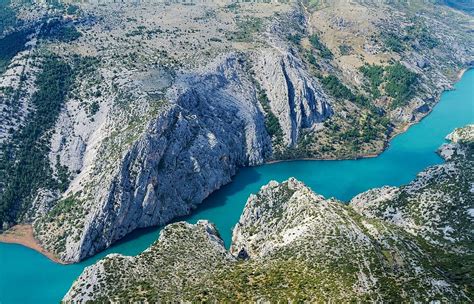 Świetne lokalizacje, niskie ceny, sprawdzone opinie! Chorwacja. Rzeki , wodospady i spływy kajakowe. - ASNews