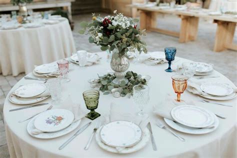 Check out our wedding packages that include everything you will need whether you are having 50 or 250 people. The Wedding Plate | Rentals - The Knot