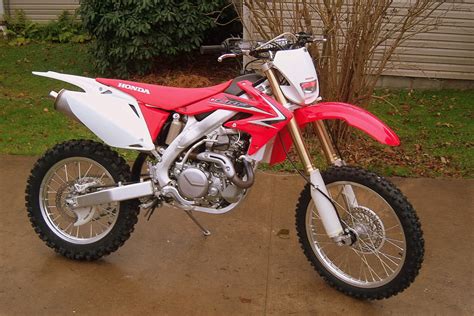 The crf450r was introduced in 2002. 2007 Honda CRF450X - Moto.ZombDrive.COM