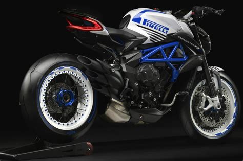 Mv Agusta Dragster Rr Pirelli Special Edition Looks Like A Street Fighter News