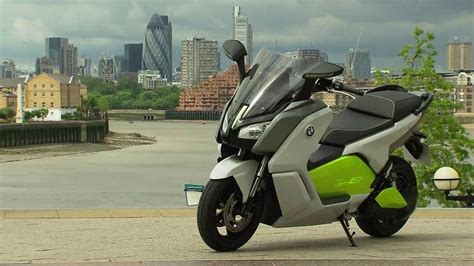 Bmw C Evolution Electric Maxi Scooter Youtube