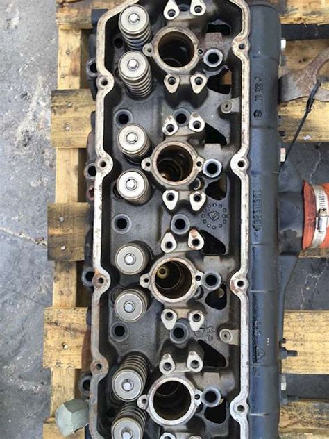 Used Cylinder Heads For A Ford 73 L Powerstroke Engine Passenger And